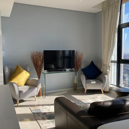 Urban Awe Apartment-Itowers 23Rd Floor Gaborone Buitenkant foto