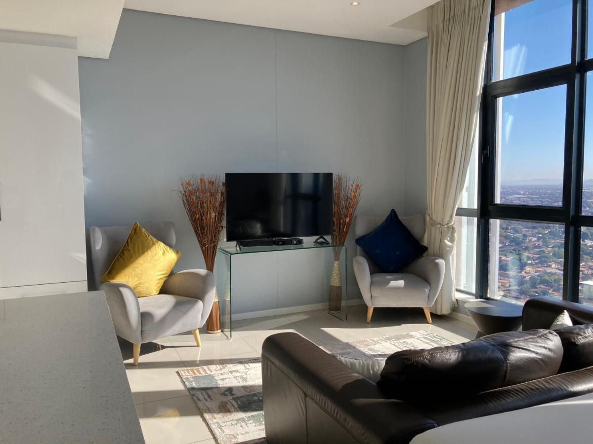 Urban Awe Apartment-Itowers 23Rd Floor Gaborone Buitenkant foto