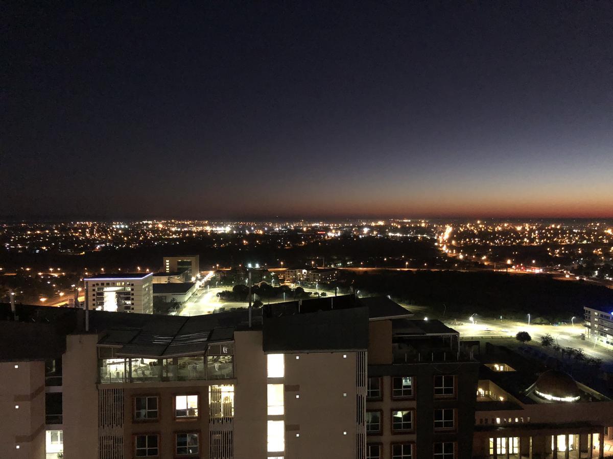 Urban Awe Apartment-Itowers 23Rd Floor Gaborone Buitenkant foto