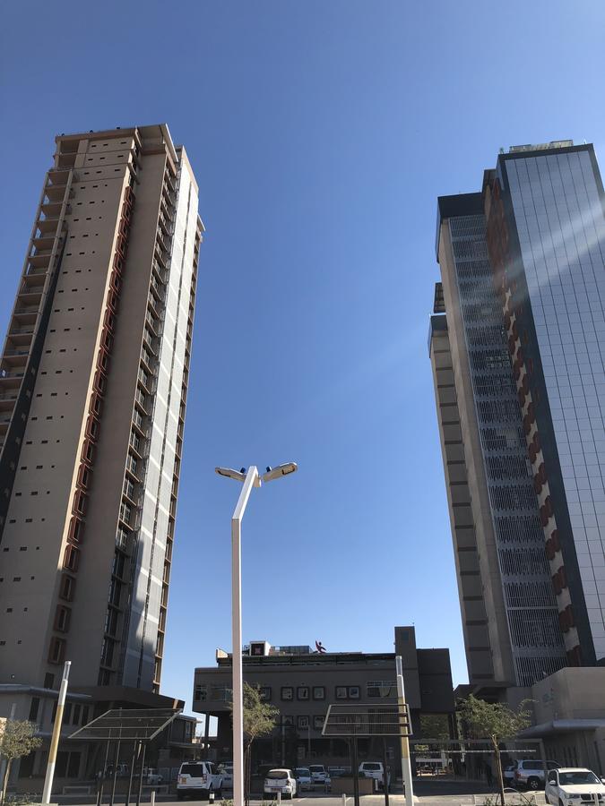 Urban Awe Apartment-Itowers 23Rd Floor Gaborone Buitenkant foto