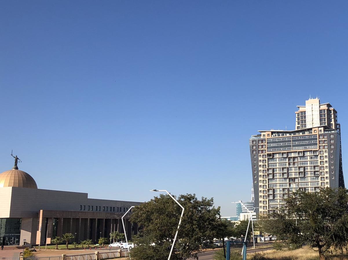 Urban Awe Apartment-Itowers 23Rd Floor Gaborone Buitenkant foto