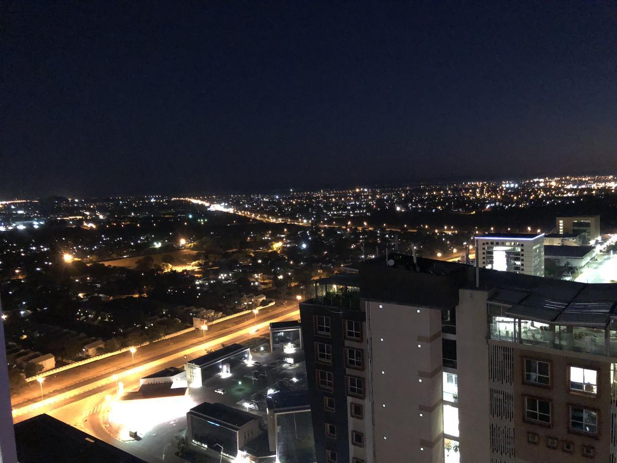 Urban Awe Apartment-Itowers 23Rd Floor Gaborone Buitenkant foto