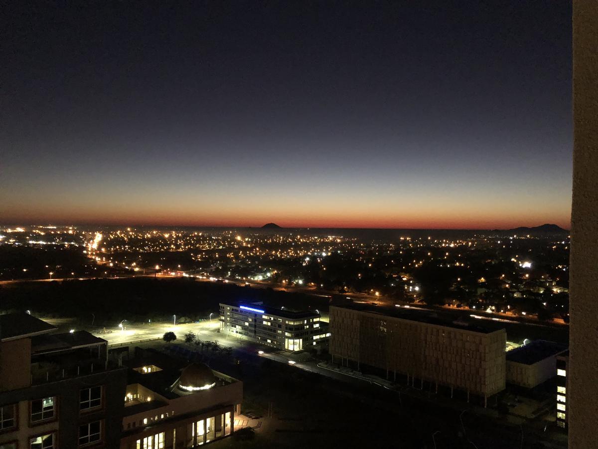 Urban Awe Apartment-Itowers 23Rd Floor Gaborone Buitenkant foto